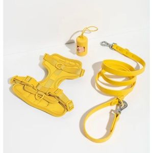 WILD ONE butter harness walk, leash, poop bag dispenser set size S